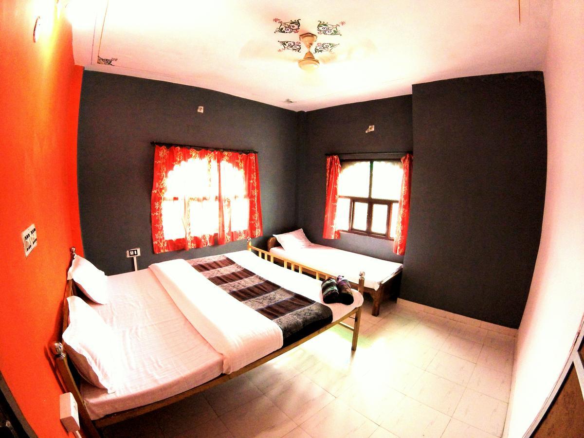The Hostel Crawl Udaipur Eksteriør billede