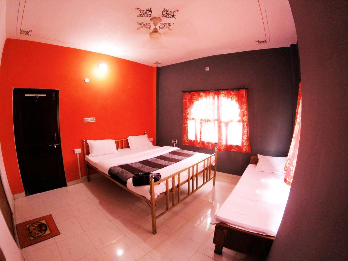 The Hostel Crawl Udaipur Eksteriør billede